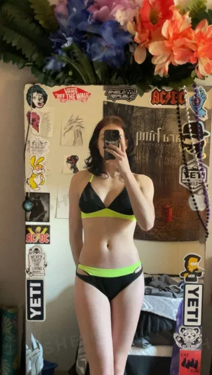 Maillot de bain bikini deux pièces pour femmes en couleur unie sexy, mode attrayante de marque chinoise, vêtements de plage à la mode.